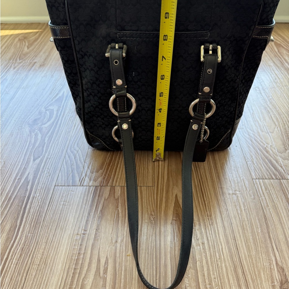 Vintage Y2K COACH Gallery Signature “C” Tote – Black Patent Trim (Style F12344) - Picture 11 of 15